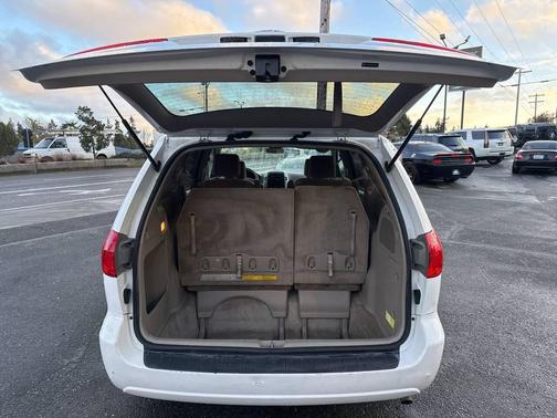 2006 Toyota Sienna CE