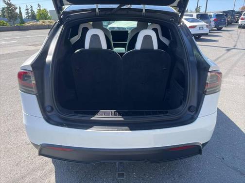 2022 Tesla Model X Plaid