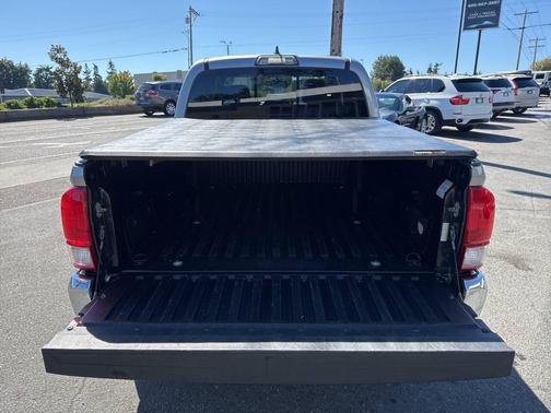 2017 Toyota Tacoma SR