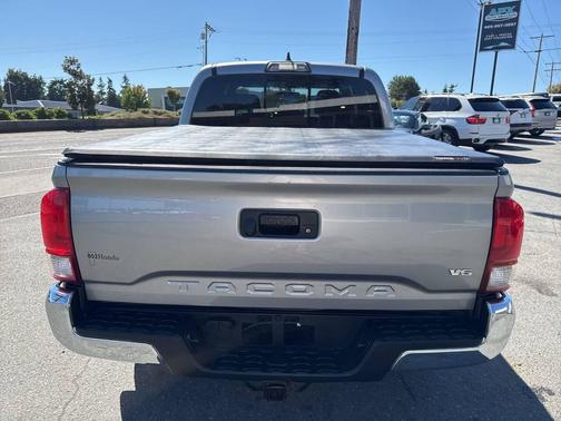 2017 Toyota Tacoma SR