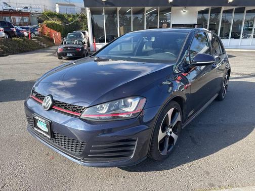 2016 Volkswagen Golf GTI 2.0T SE 4-Door