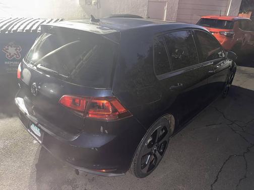 2016 Volkswagen Golf GTI 2.0T SE 4-Door