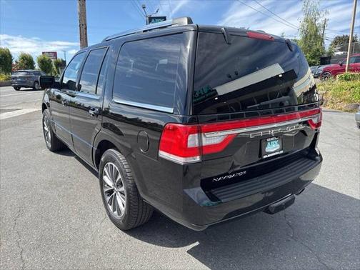 2017 Lincoln Navigator Select
