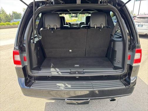 2017 Lincoln Navigator Select