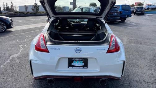 2017 Nissan 370Z NISMO