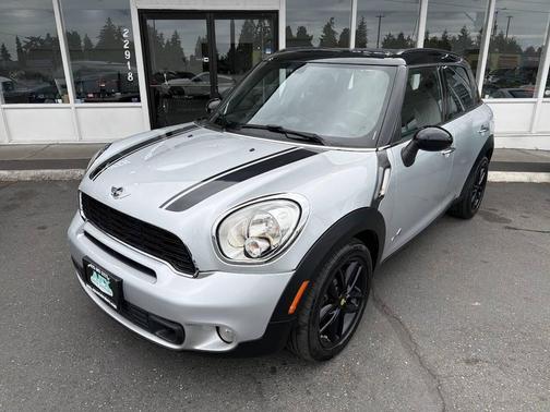 Crystal Silver Metallic 2011 MINI Cooper S Countryman Base