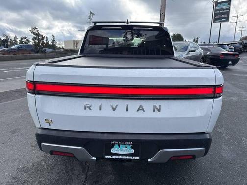 2022 Rivian R1T Adventure