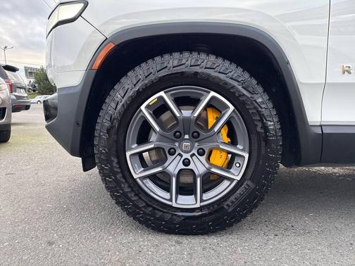 2022 Rivian R1T Adventure