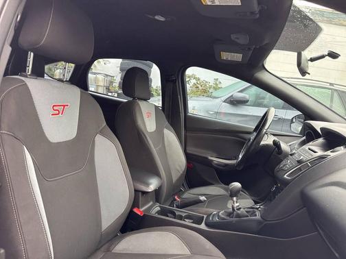 2016 Ford Focus ST