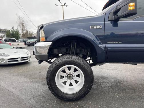 2001 Ford F-250 Lariat SuperCab
