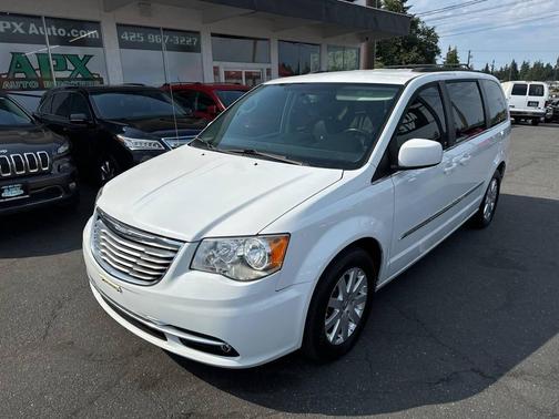 2014 Chrysler Town & Country Touring