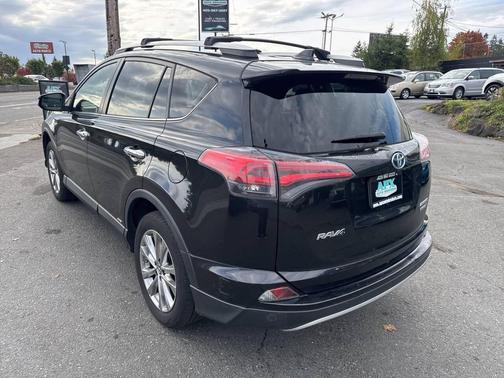 2016 Toyota RAV4 Hybrid SE