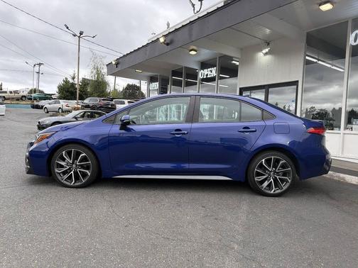 Blue Crush Metallic 2020 Toyota Corolla SE