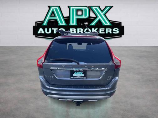 Osmium Grey Metallic 2017 Volvo XC60 T5 Dynamic