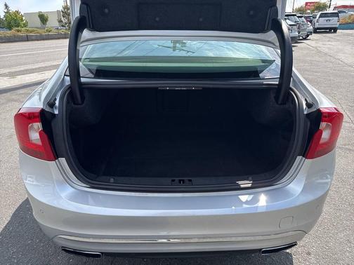 2016 Volvo S60 Inscription T5 Inscription Platinum