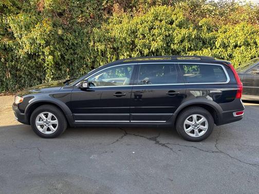 2012 Volvo XC70 3.2