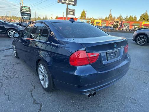 2011 BMW 328 328i 4dr Sedan