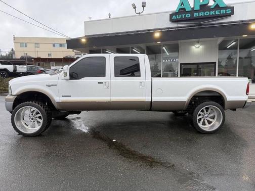 Oxford White Clearcoat 2005 Ford F-250 Lariat