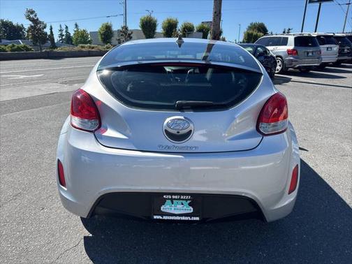 2015 Hyundai Veloster Base