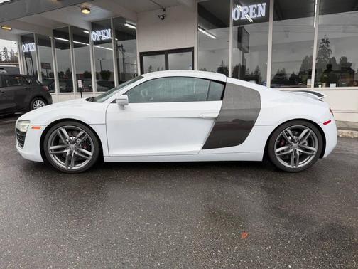 Ibis White 2014 Audi R8 4.2