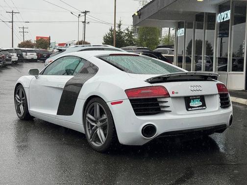 Ibis White 2014 Audi R8 4.2