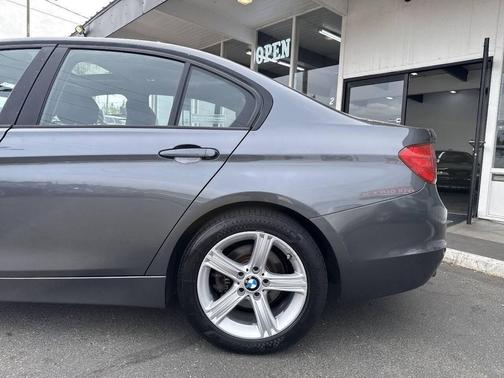 Mineral Gray Metallic 2014 BMW 320 i