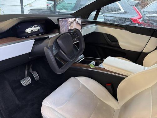 2022 Tesla Model X Dual Motor All-Wheel Drive