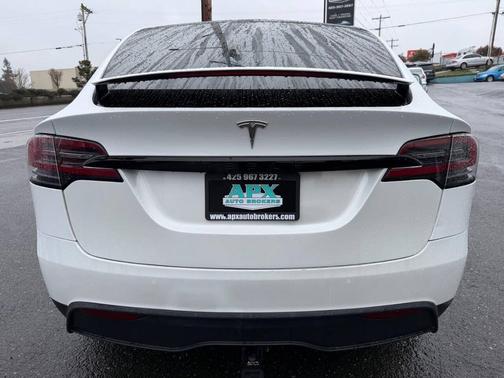 2022 Tesla Model X Dual Motor All-Wheel Drive