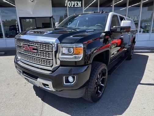Ebony Twilight Metallic 2019 GMC Sierra 2500 Denali