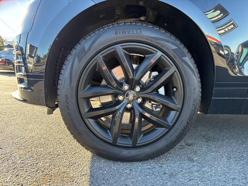 2024 Land Rover Range Rover Velar P250 SE R-Dynamic