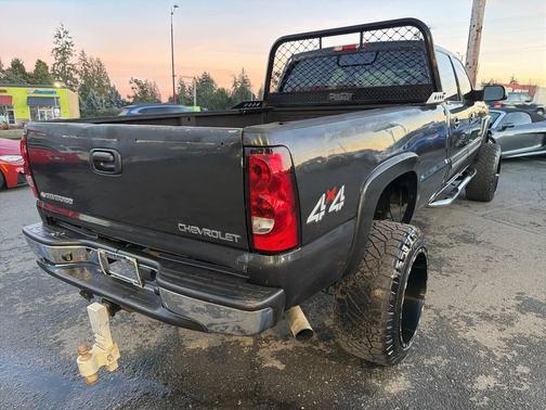 2003 Chevrolet Silverado 2500 LS H/D Crew Cab