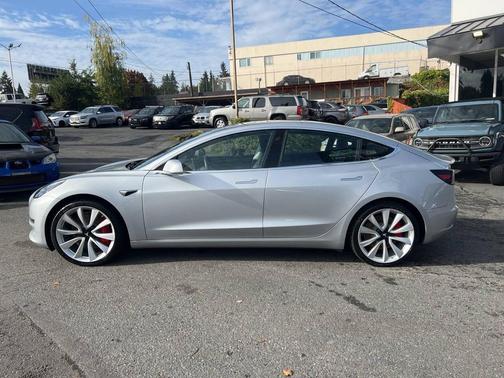 2018 Tesla Model 3 Performance