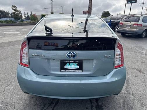 2015 Toyota Prius Five