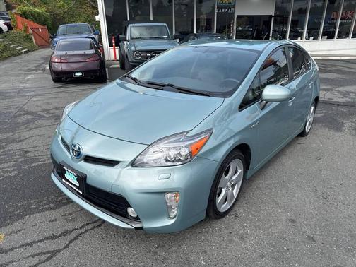 2015 Toyota Prius Five