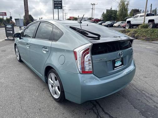 2015 Toyota Prius Five