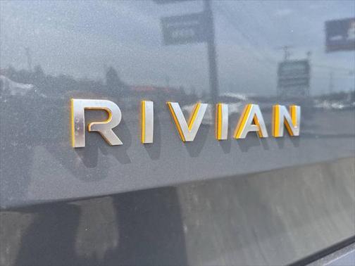 2023 Rivian R1T Adventure Quad Motor Large Pack
