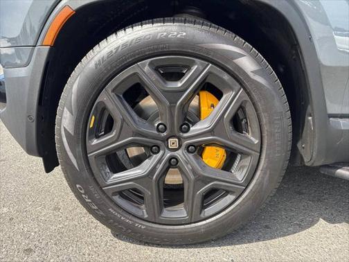 2023 Rivian R1T Adventure Quad Motor Large Pack