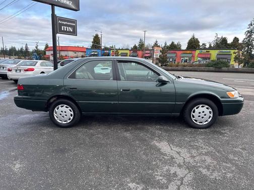 1999 Toyota Camry LE