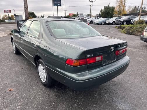 1999 Toyota Camry LE