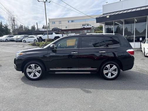 Black 2012 Toyota Highlander Limited