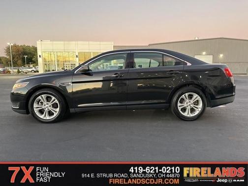 2015 Ford Taurus SE