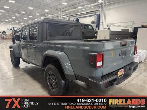 2026 Jeep Gladiator Sport