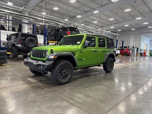 2025 Jeep Wrangler Sport