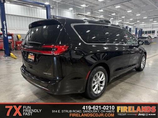 2026 Chrysler Pacifica Limited