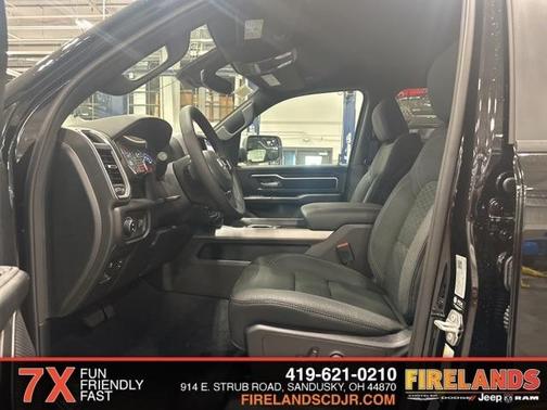 2025 RAM 1500 Big Horn/Lone Star