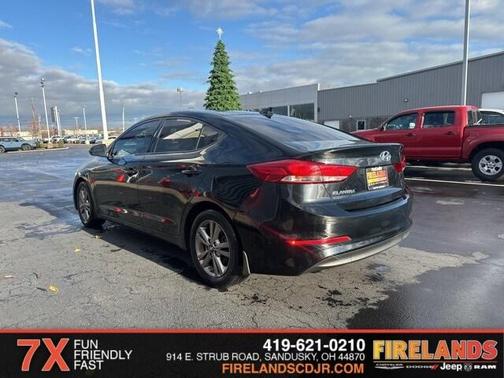 2018 Hyundai ELANTRA SEL