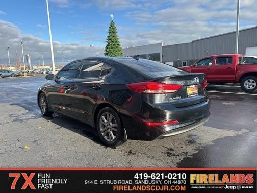 2018 Hyundai ELANTRA SEL