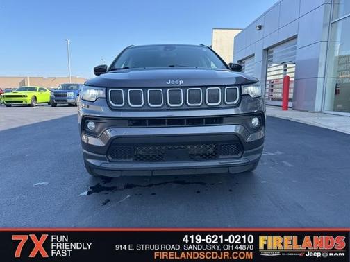2022 Jeep Compass Latitude Lux