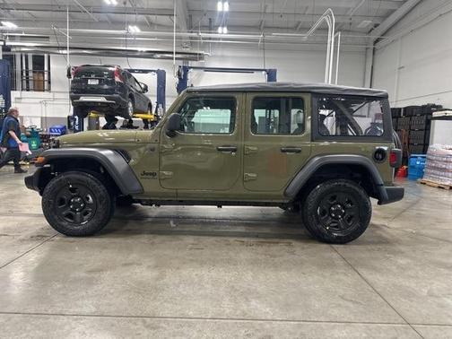 2026 Jeep Wrangler Sport