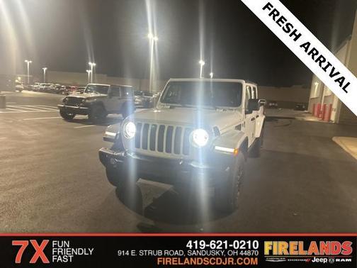 2023 Jeep Gladiator Sport